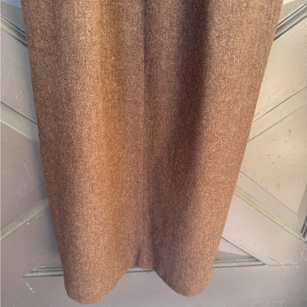 1960s Elegant Brown wool Sleeveless Dress - Picture 5 of 12